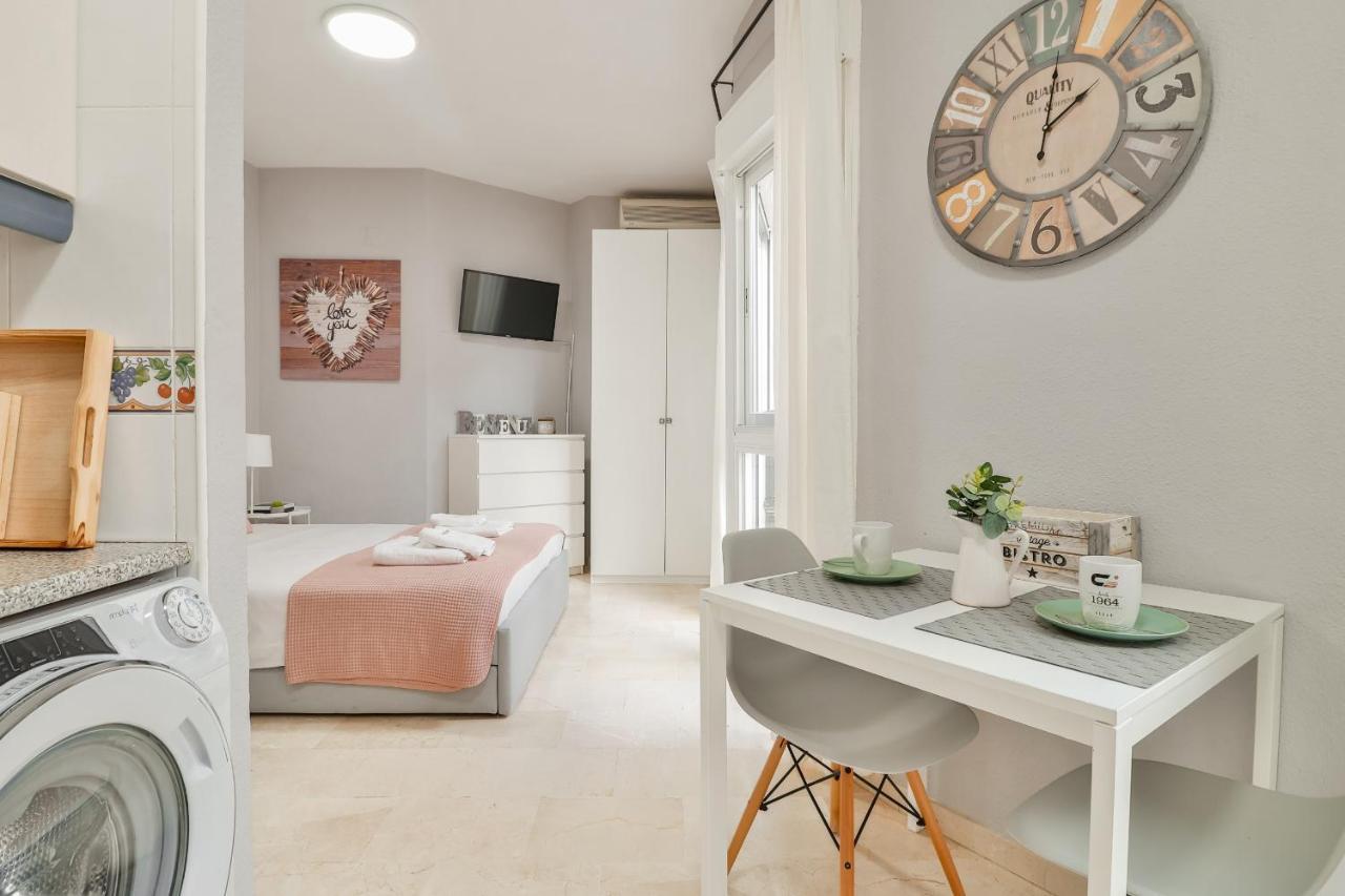 C14 - Nice Studio Close To Historical Center Málaga Dış mekan fotoğraf